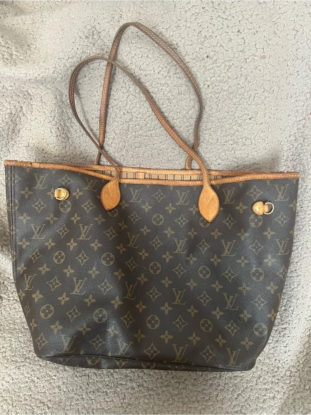 Louis Vuitton Neverfull Tote